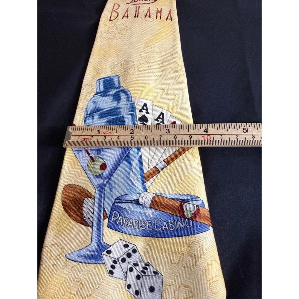 Tommy Bahama tommy bahama